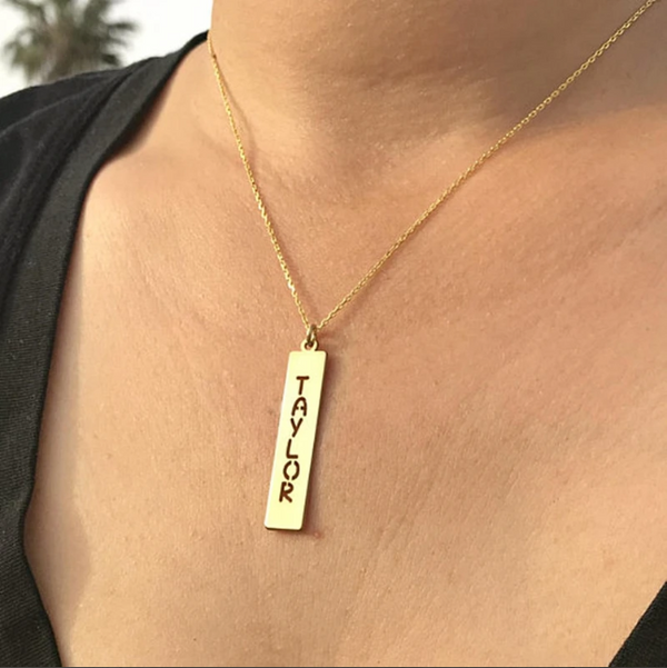 CUT OUT NAMEPLATE CHOKER